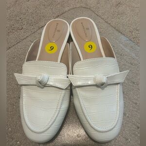 Bandolino Women's Dumia Mule Size 9